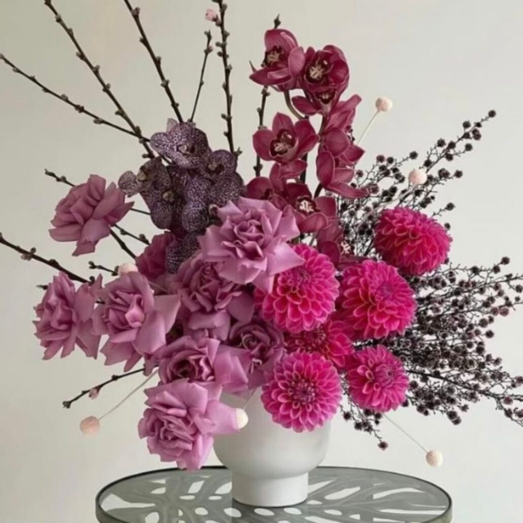 Johnston Flower Shop Florist - 515-276-4600